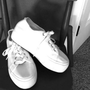 Steve Madden Emmi Platform Sneaker size 5.5